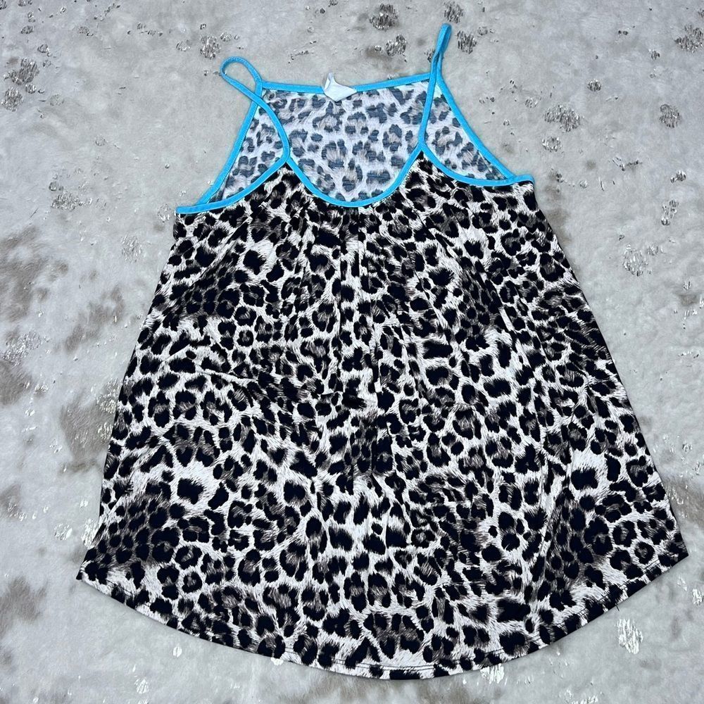 Now & Forever Leopard Print with Blue Trim PJ Top Medium 💗
